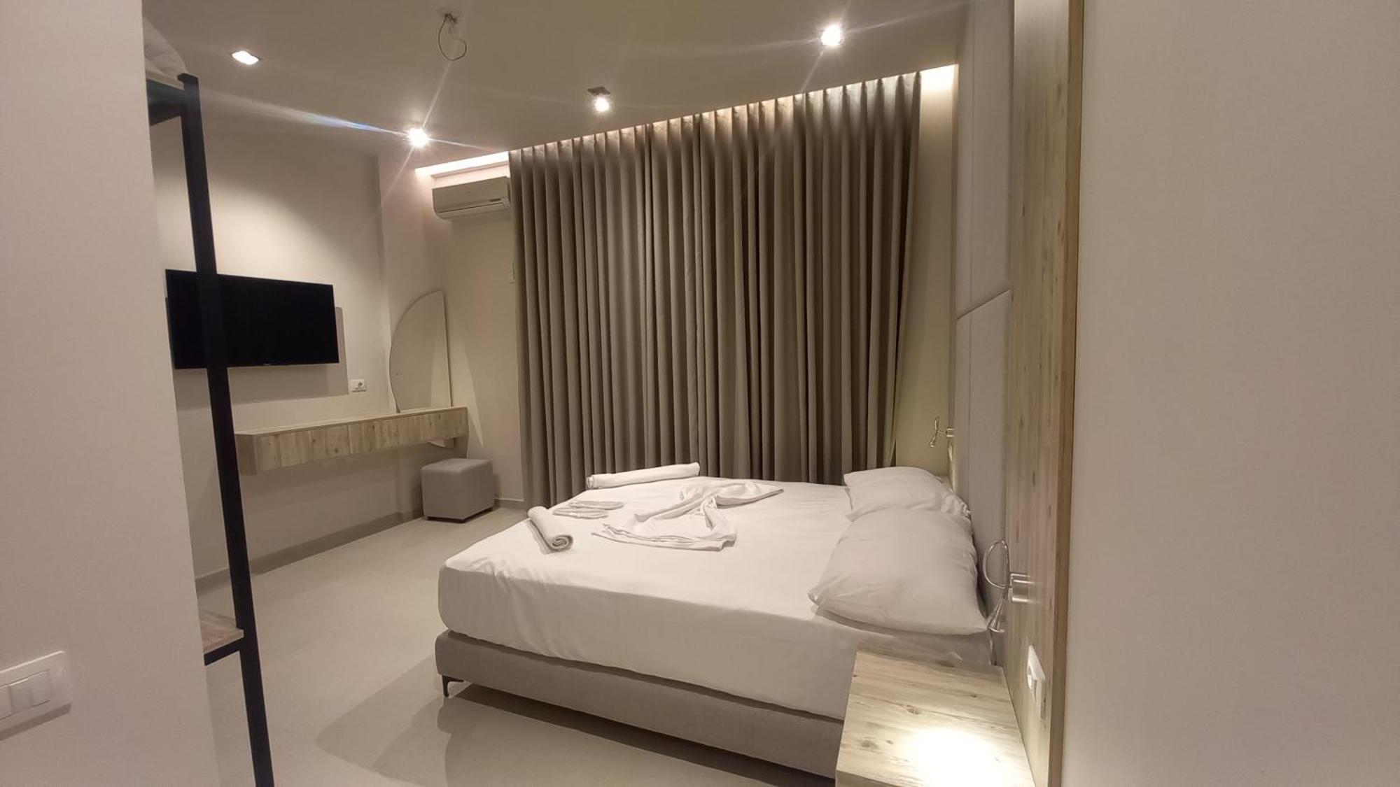Hotel Aglon Vlorë 외부 사진